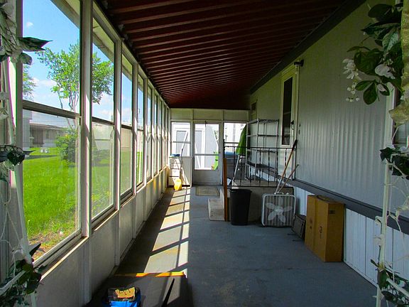 3rd image of 632 Folkerth Ave #22
