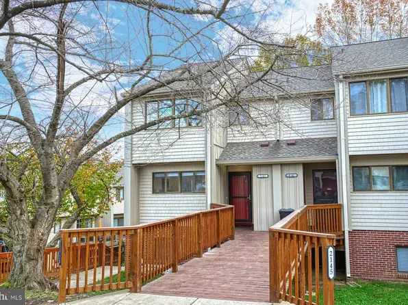 2143 Gunsmith Ter, Woodbridge, VA 22191