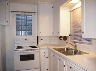 960 Oneida St, Denver, CO 80220