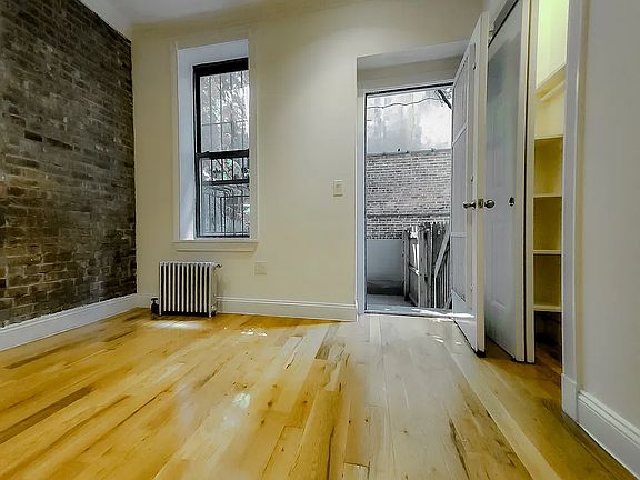 3rd image of 332 E 71st St APT 1C
