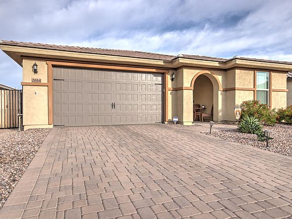 2614 E Saddlebrook Rd-5