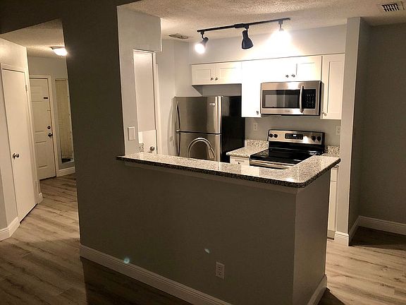 Open floor plan kitchen
