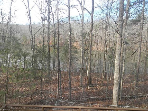 4th image of 112 Clifton Dr
