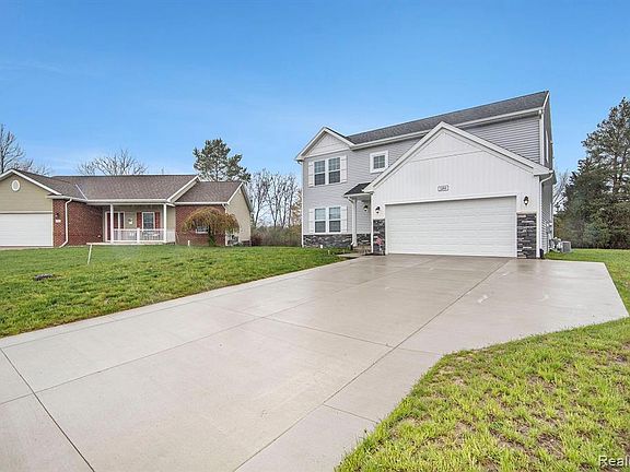 2nd image of 3180 Coventry Ct