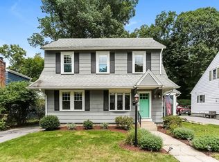 130 Edgewood Ave, Longmeadow, MA 01106