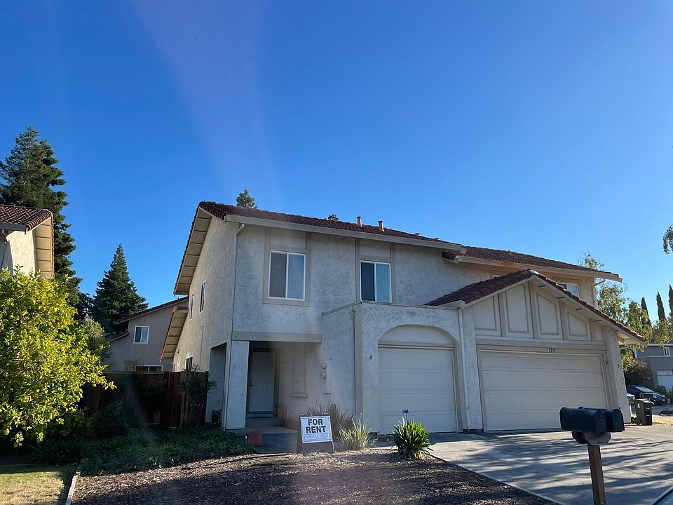 1st image of 123 Brenton Ct #123A