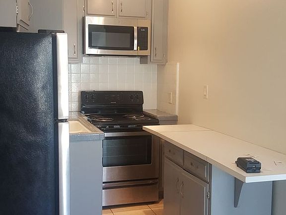 4th image of 4433 Montalvo St #7
