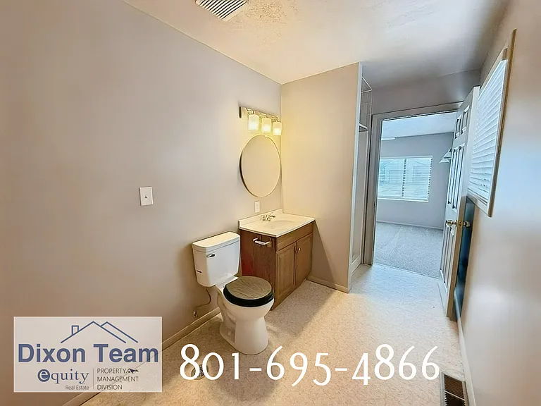 1022 Southwell St — Photo 12