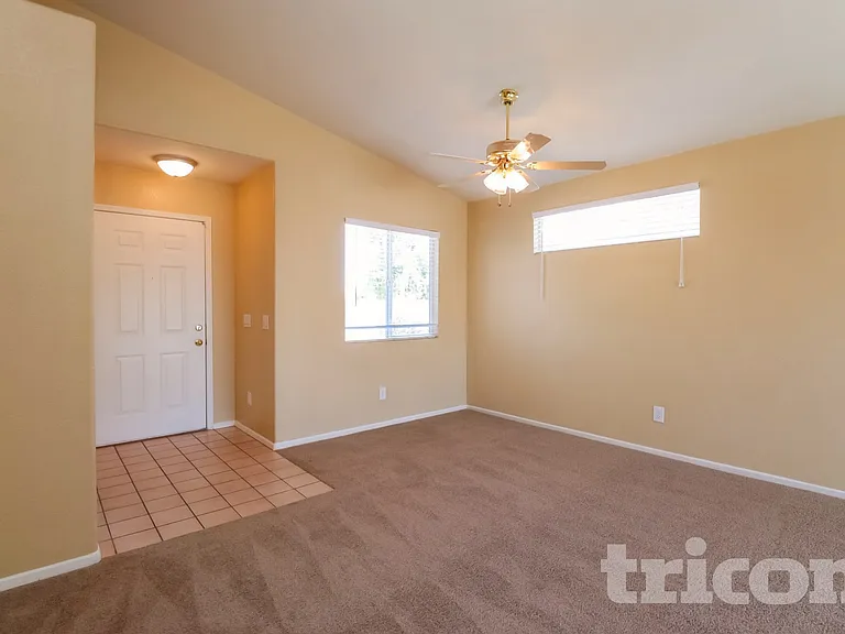 16169 W Buchanan St — Photo 3