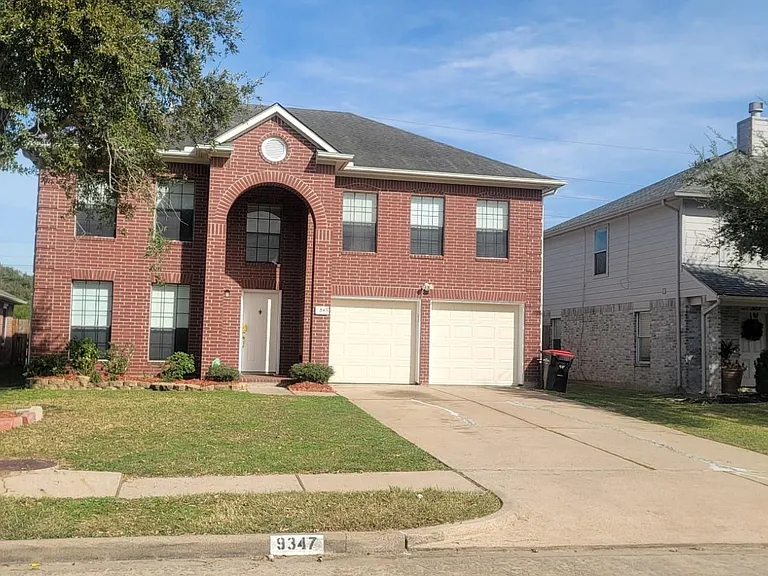 9347 Eaglewood Spring Dr — Photo 2