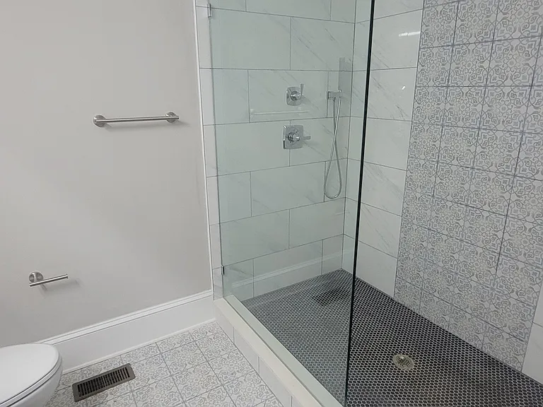 1352 Lucile Ave SW — Photo 6