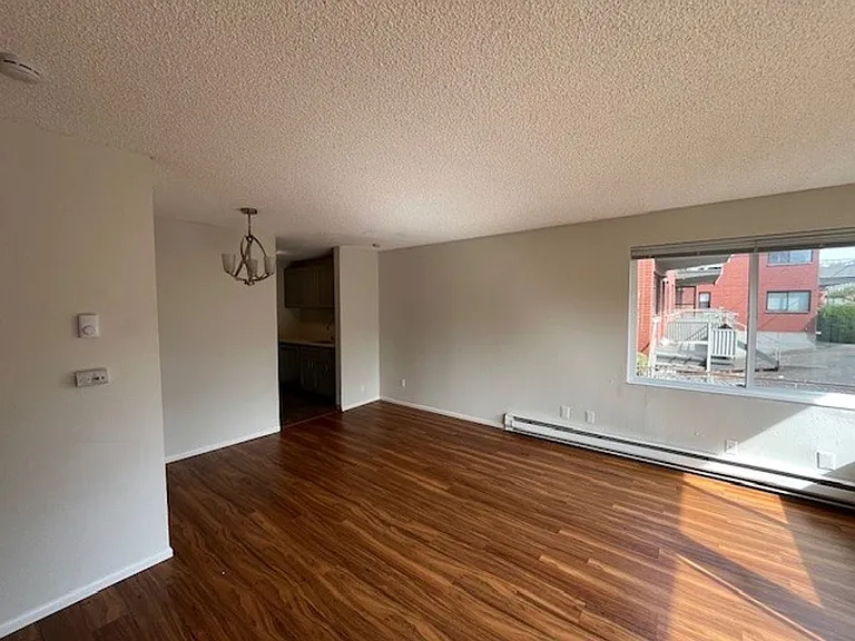 7501 6th Ave NW — Photo 2