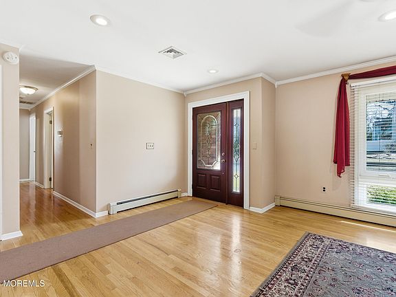 5th image of 603 Carol Avenue