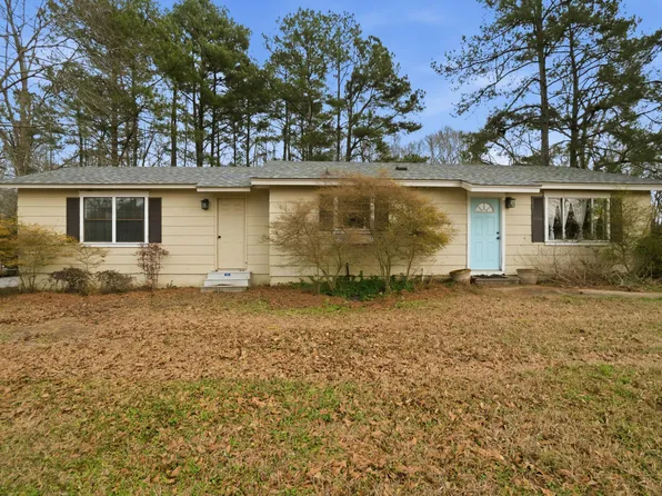 970 Lake Mike Conner Rd, Collins, MS 39428