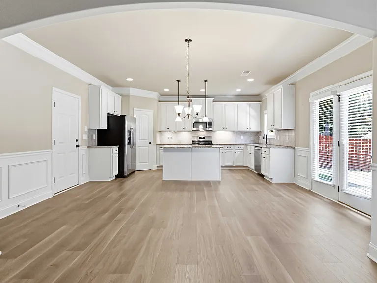 310 Strasburg Dr — Photo 12