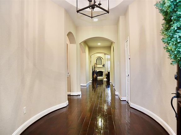 5th image of 201 Bailey Brook Ln