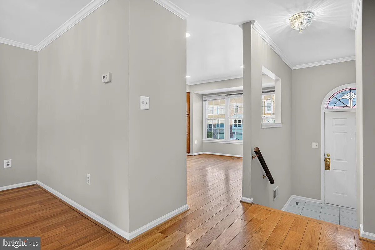 Building Photo - 8408 Millwood Dr