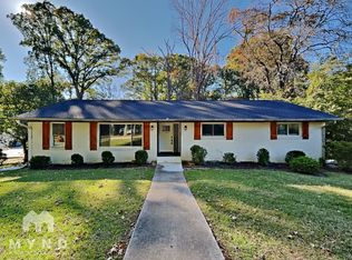 2414 W Woodland Cir, East Pt, GA 30344
