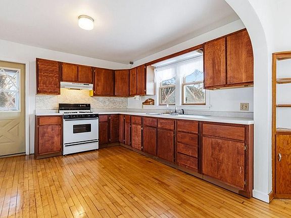 5th image of 35951 Osseo Road