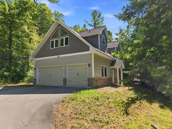4392 Bay Shore Dr, Sturgeon Bay, WI 54235