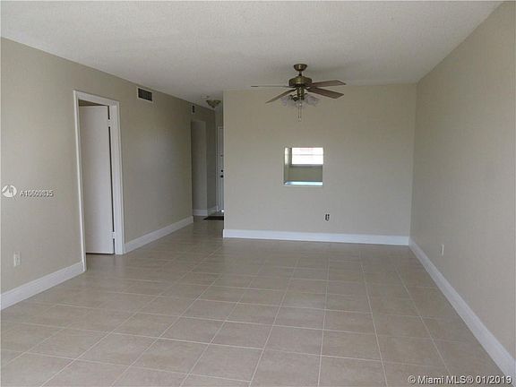 5th image of 7800 Camino Real