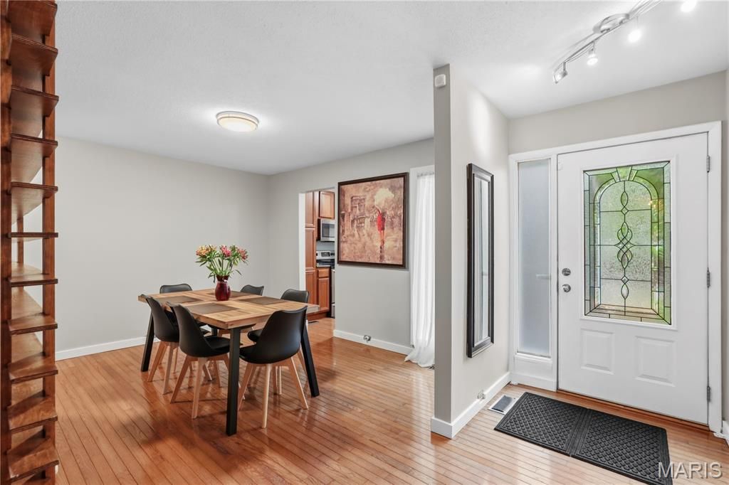 1021 Fairways Dr #1, Lake Saint Louis, MO - View 3