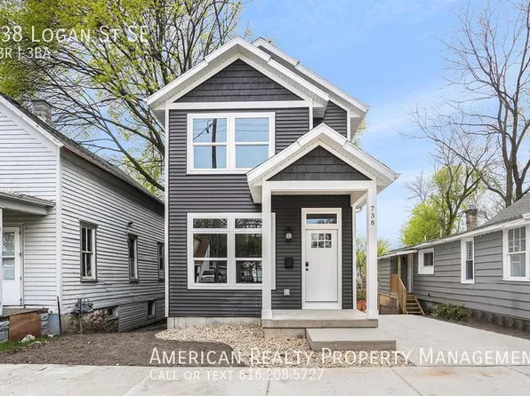 738 Logan St SE, Grand Rapids, MI 49503
