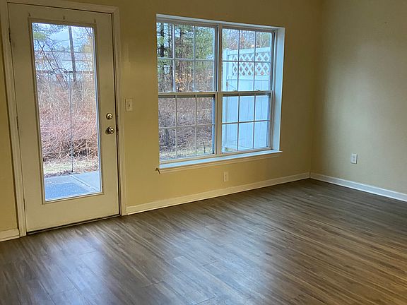 4th image of 64 Harrison Ave #9