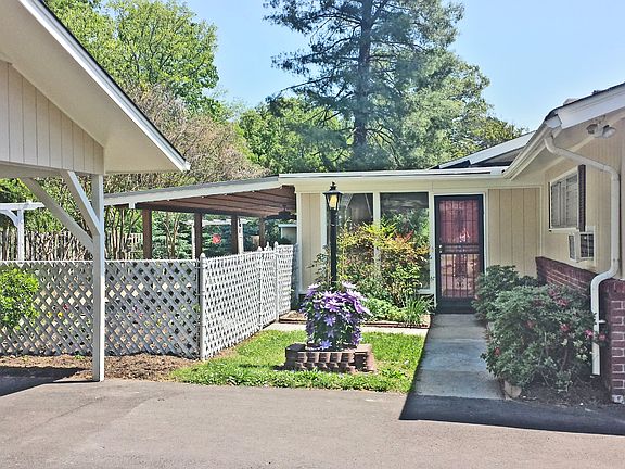 5th image of 7117 Hampshire Dr