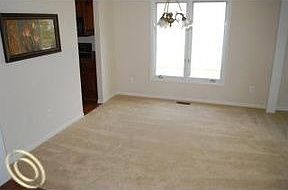 5th image of 1299 Baywood Cir