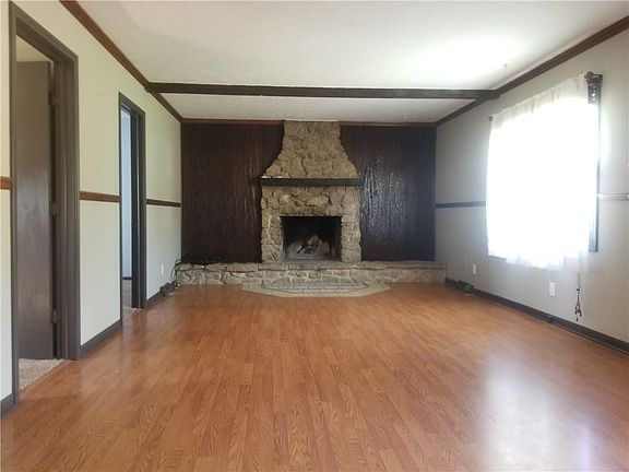 4th image of 4332 S County Road 200 E