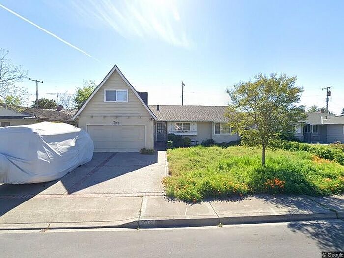 1st image of 732 Fairlane Ave