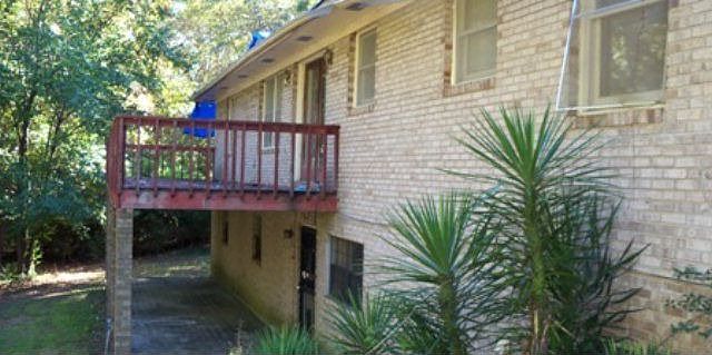 2nd image of 1039 McCall Cir #101