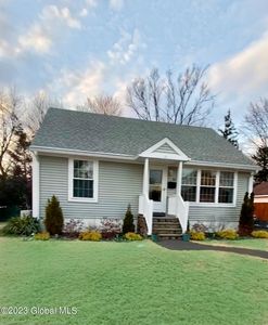 11 Isbestor Street, Albany, NY, 12205