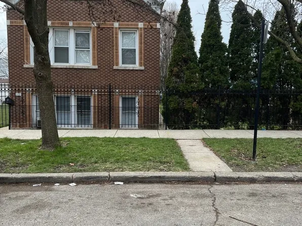 3018 S Christiana Ave, Chicago, IL 60623