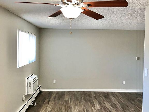 4th image of 502 W Prentice Ave #11169910