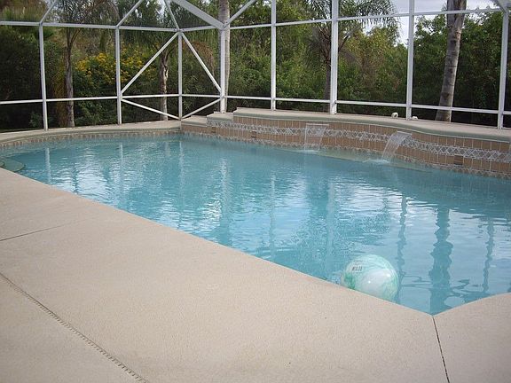 Screened Pool