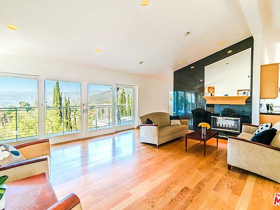 5th image of 3355 Tareco Dr