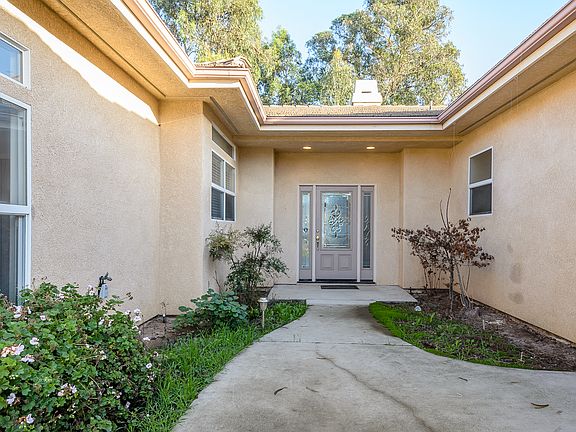 2nd image of 1015 Gold Crest Dr