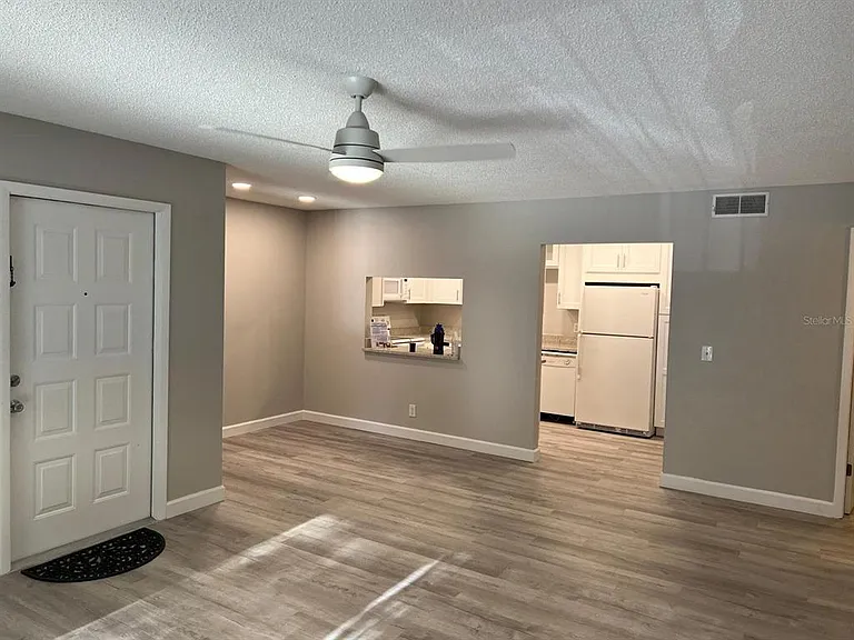 1324 S Pine Ridge Cir #D2 — Photo 5