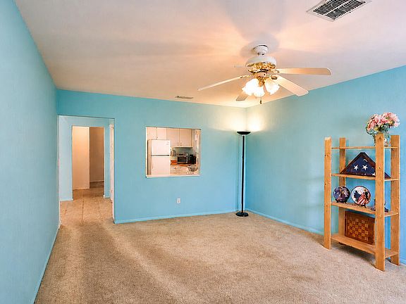4th image of 322 Zelda Blvd