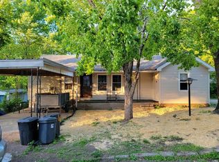 102 Juniper St, Park Hills, MO 63601