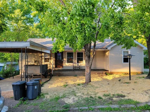 102 Juniper St, Park Hills, MO 63601