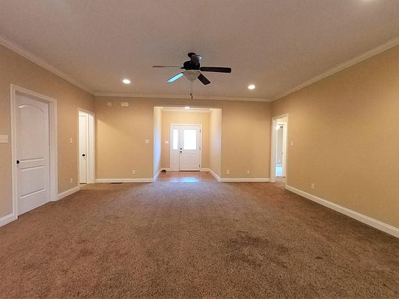 3rd image of 326 Joshua Landing Ct