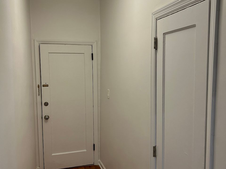 2nd image of 252 Sip Ave APT 23