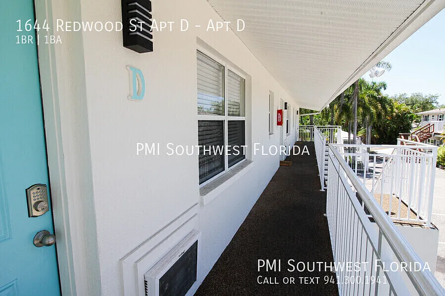 1/1 Condo Located less than 10 minutes from Siesta Key Beach! — Photo 2