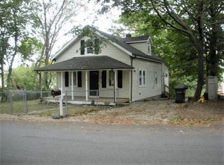 505 Meadow View Ave, Warwick, RI 02889