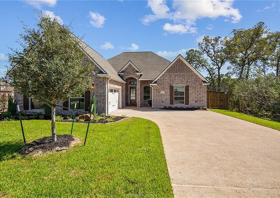 1st image of 1705 Blanco Bend Dr