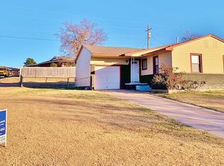 2327 NW 35th St, Lawton, OK 73505