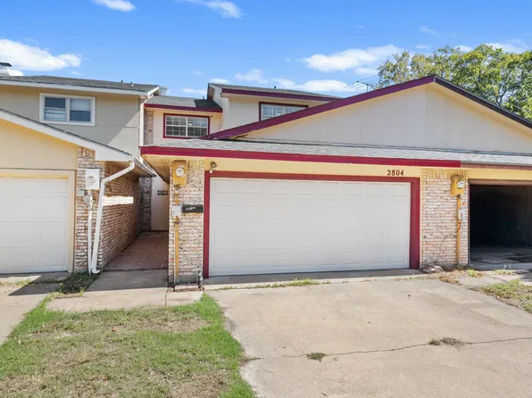 2804 Spring Valley Dr, Bedford, TX 76021